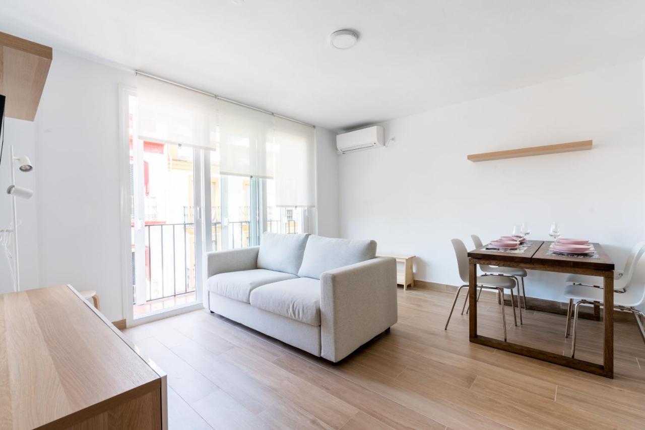 Apartamento Holi-Rent Pureza Sevilla Exterior foto