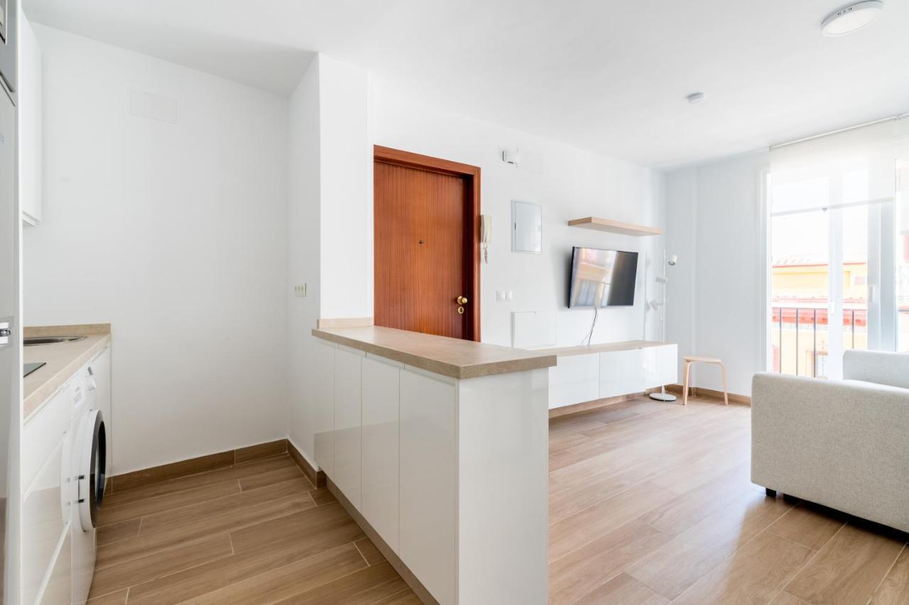 Apartamento Holi-Rent Pureza Sevilla Exterior foto