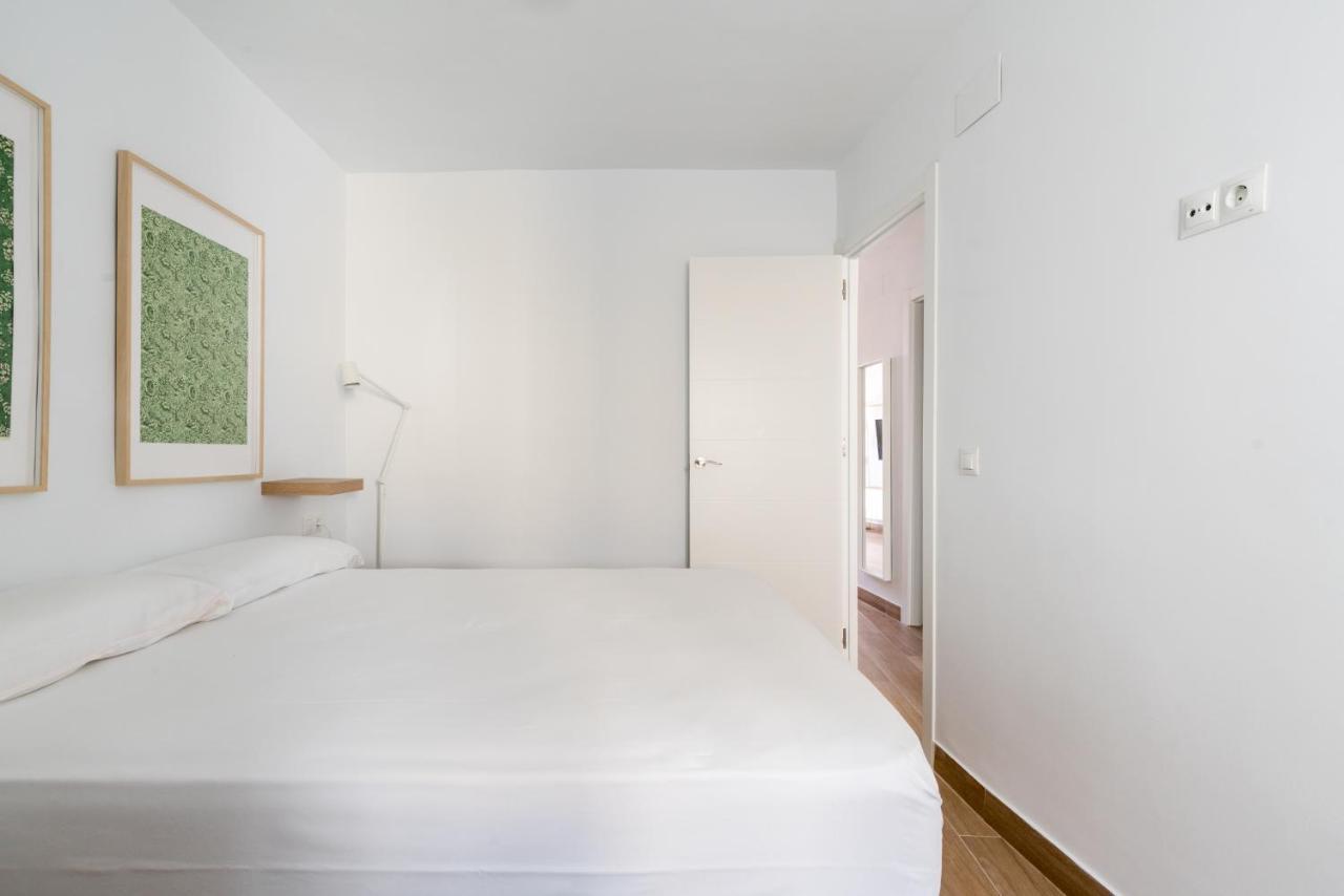 Apartamento Holi-Rent Pureza Sevilla Exterior foto