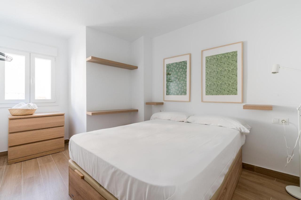 Apartamento Holi-Rent Pureza Sevilla Exterior foto