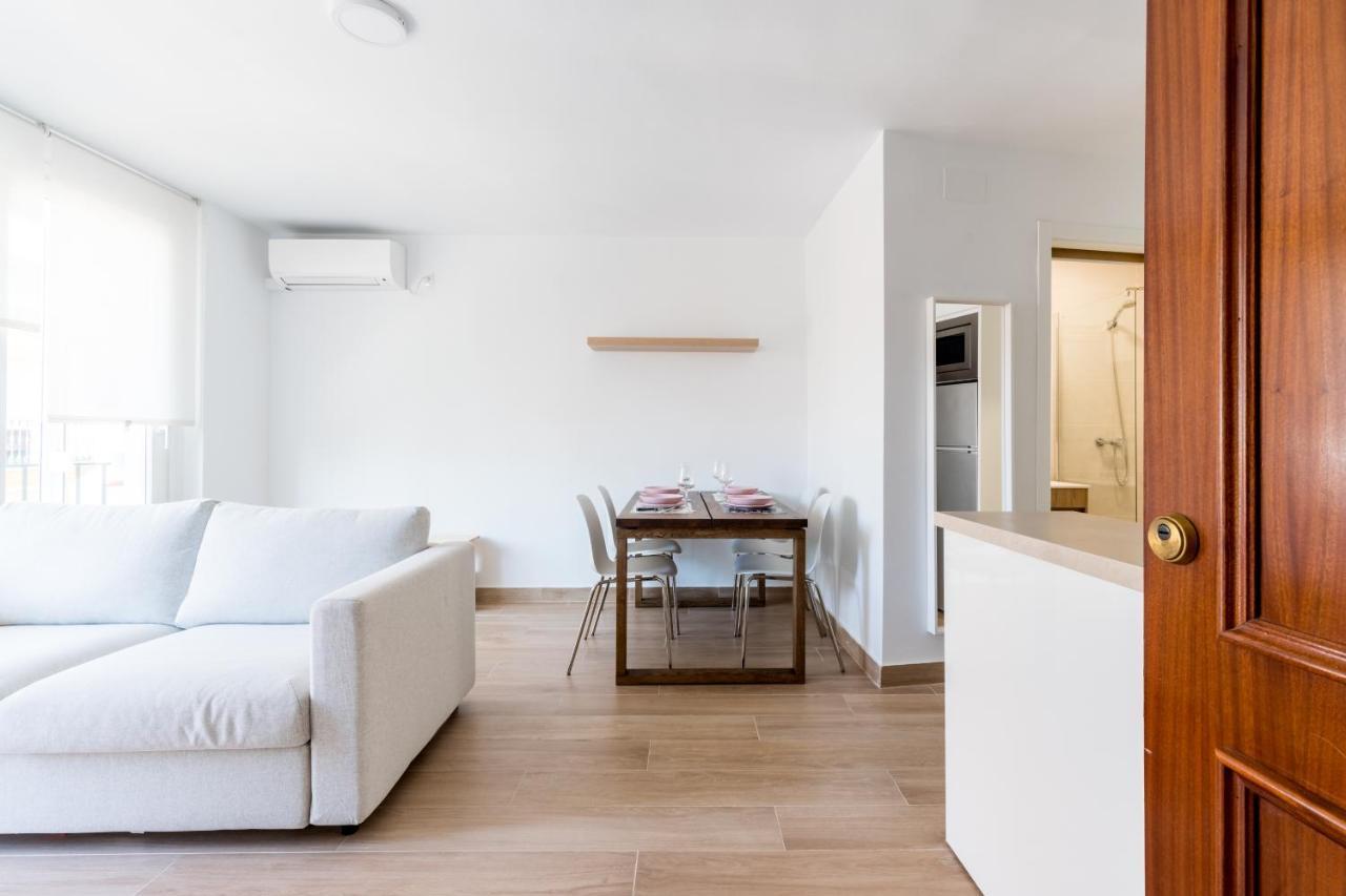 Apartamento Holi-Rent Pureza Sevilla Exterior foto