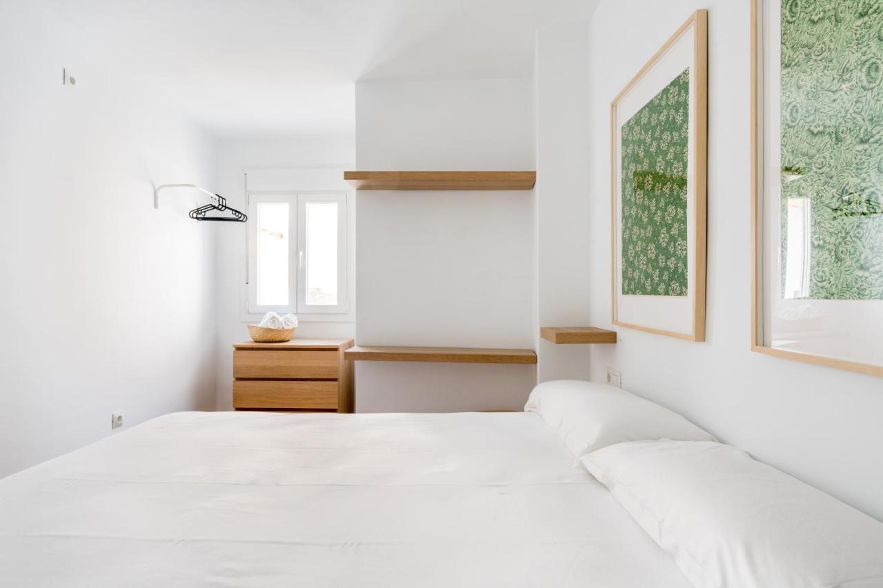 Apartamento Holi-Rent Pureza Sevilla Exterior foto